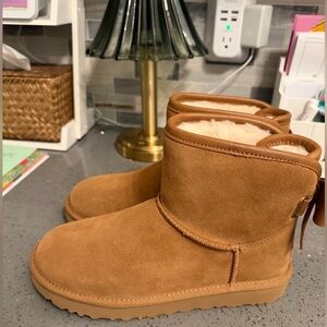 UGG women boots brand new